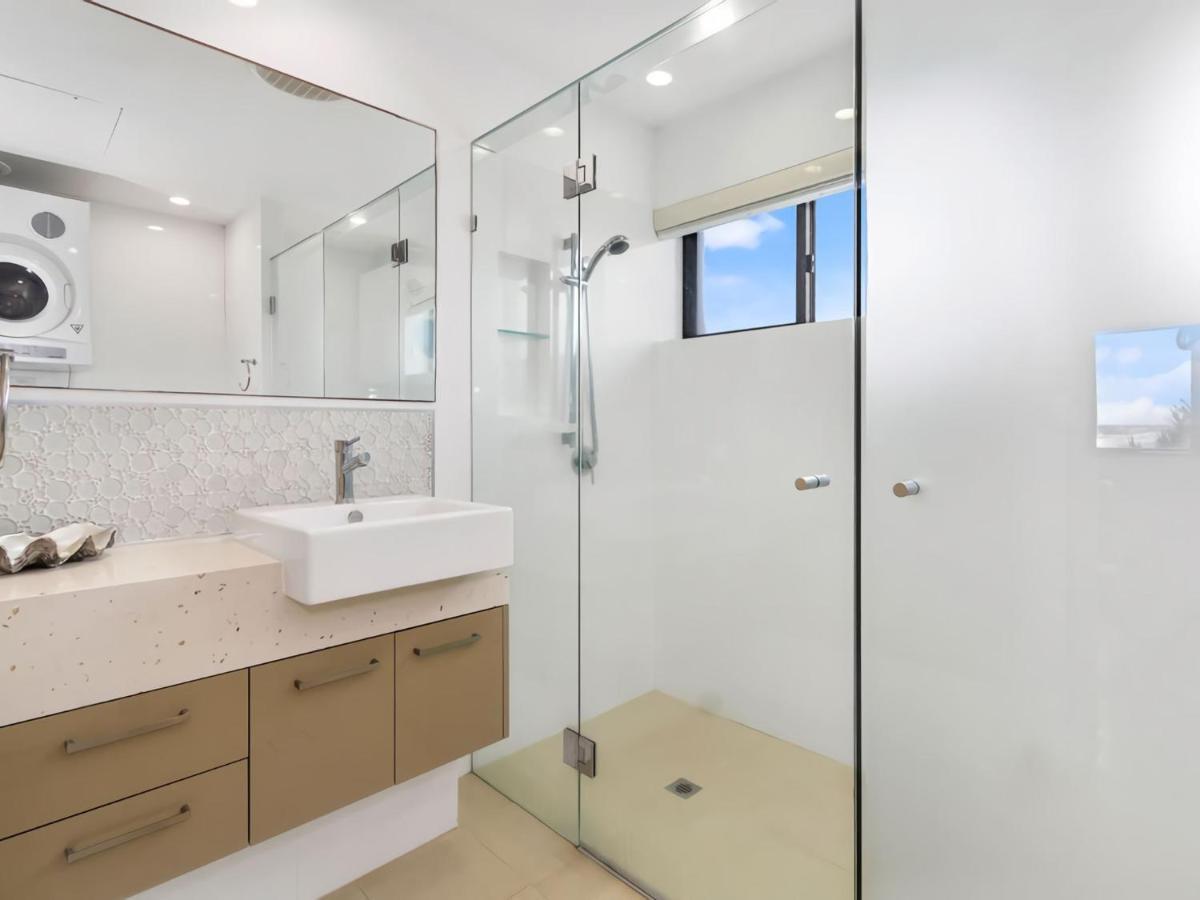 Shoreline 9 Penthouse With Ocean Views Хэйстингс-Пойнт Экстерьер фото