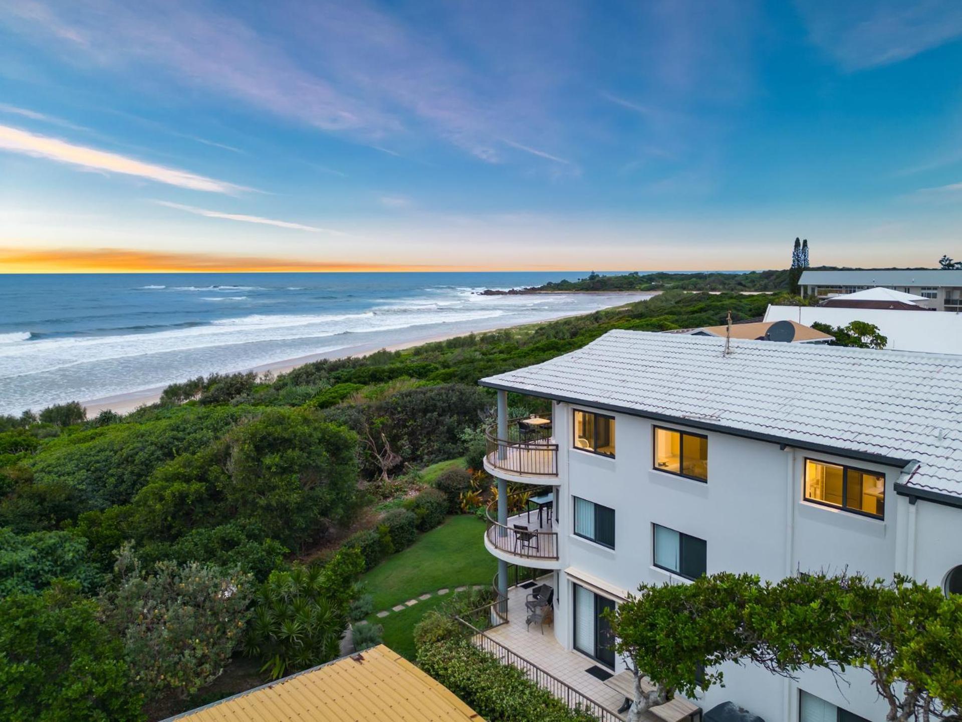 Shoreline 9 Penthouse With Ocean Views Хэйстингс-Пойнт Экстерьер фото